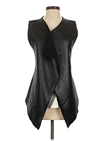 Echo Vest (view 1)