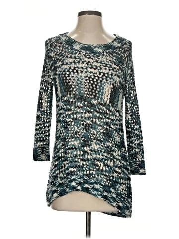 Tres Jolie Pullover Sweater (view 1)