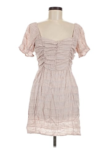 Le Lis Casual Dress (view 1)