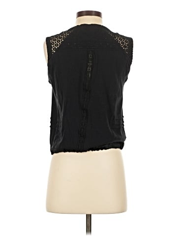 Tiny Sleeveless Blouse (view 2)