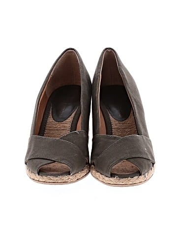 Adrienne Vittadini Wedges (view 2)