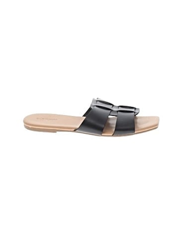 Old Navy Sandals (view 1)