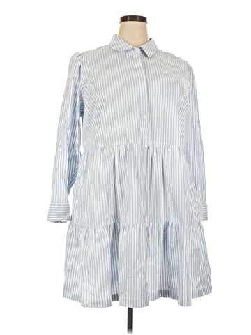 Crown & Ivy Casual Dress (view 1)