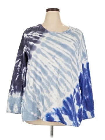 LIVI Pullover Sweater (view 1)