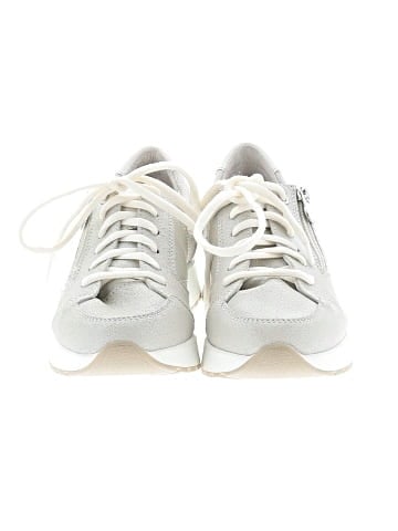 Munro American Sneakers (view 2)