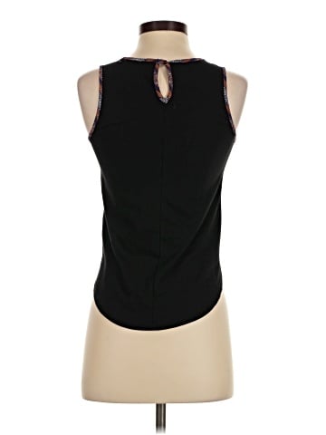 Chloe K Sleeveless Top (view 2)