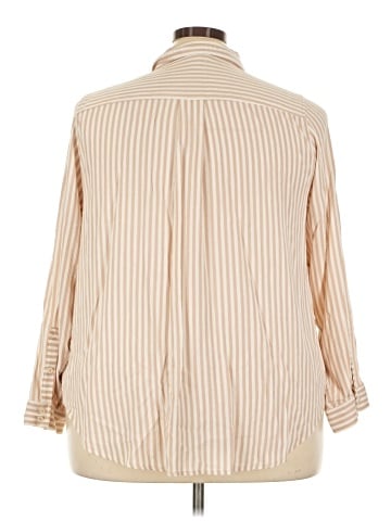 Torrid 3/4 Sleeve Button-Down Shirt (view 2)