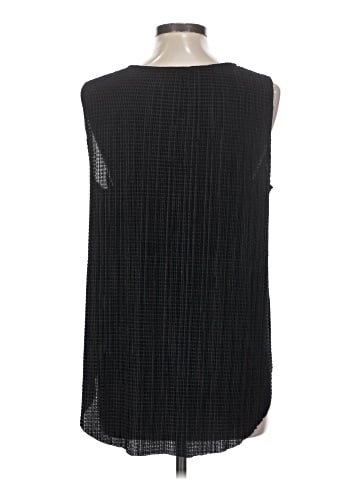 Melissa Paige Sleeveless Blouse (view 2)