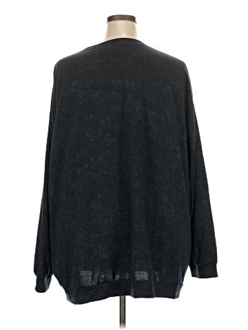 BLOOMCHIC Long Sleeve Top (view 2)