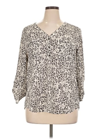Maurices 3/4 Sleeve Blouse (view 1)