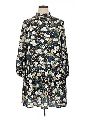 Donna Morgan Casual Dress (view 1)