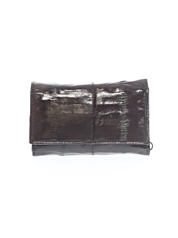 Unbranded Wallet (view 1)