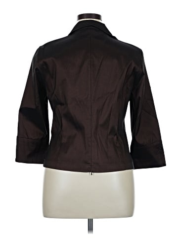 Cachet 3/4 Sleeve Button-Down Shirt (view 2)