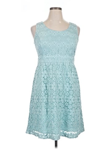 Ann Taylor LOFT Outlet Cocktail Dress (view 1)