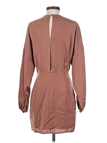 Le Lis Casual Dress (view 2)
