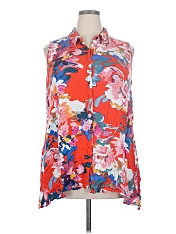 Cupio Sleeveless Button-Down Shirt (view 1)