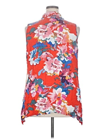 Cupio Sleeveless Button-Down Shirt (view 2)