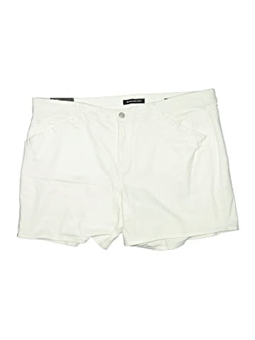 Bandolino Shorts (view 1)