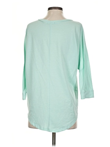 Charlotte Russe 3/4 Sleeve T-Shirt (view 2)