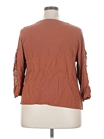 Rusttydustty 3/4 Sleeve Blouse (view 2)