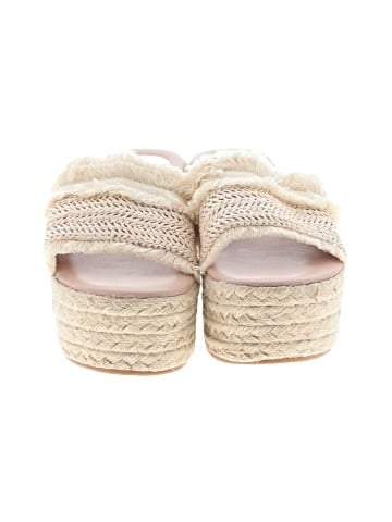 Unbranded Wedges (view 2)