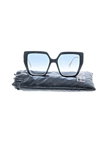 Fendi  FE40011U Sunglasses (view 2)