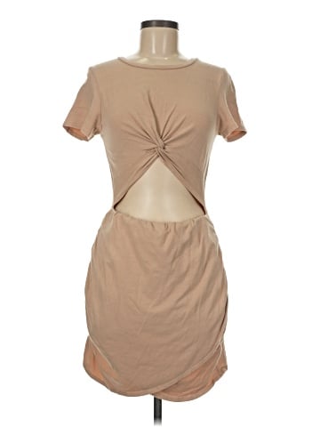 Le Lis Casual Dress (view 1)