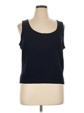 St. John Pullover Sweater (view 1)