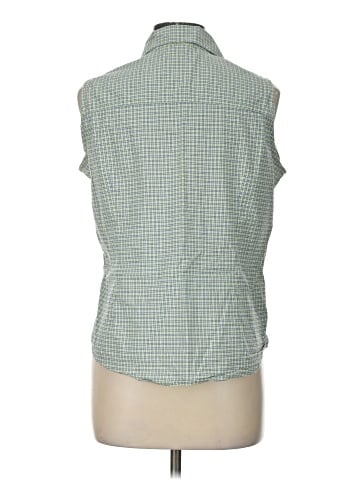 North Crest Sleeveless Button-Down Shirt (view 2)