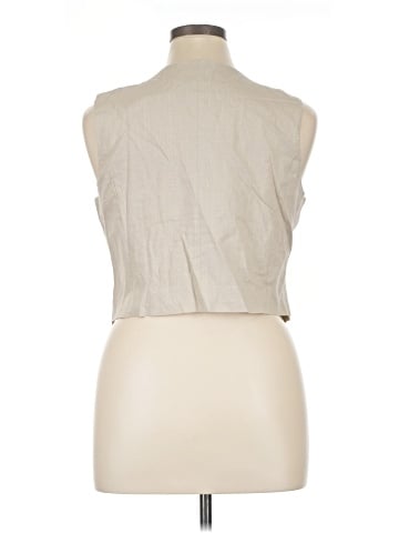 Takara Vest (view 2)
