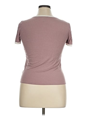 Forever 21 Short Sleeve T-Shirt (view 2)