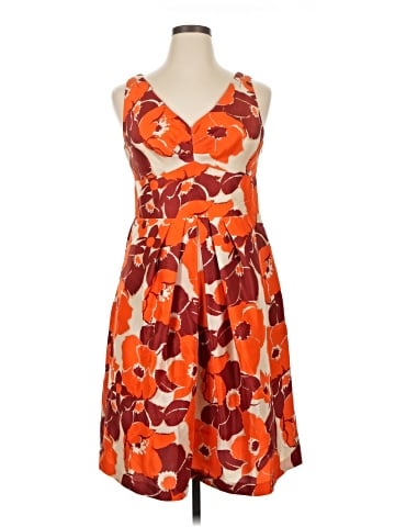 Banana Republic Cocktail Dress (view 1)