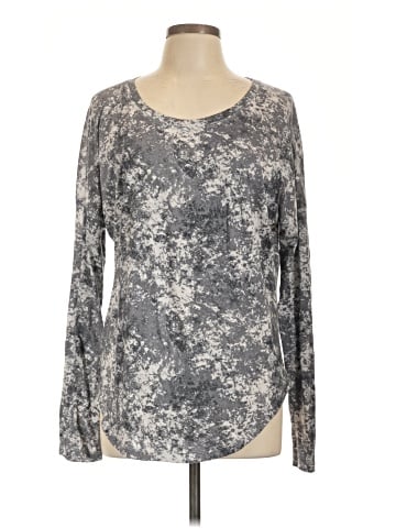 lucy Long Sleeve T-Shirt (view 1)