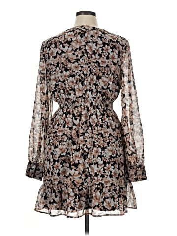 Charlotte Russe Casual Dress (view 2)