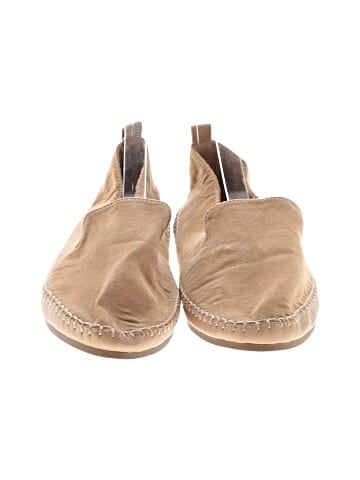 Universal Thread Flats (view 2)