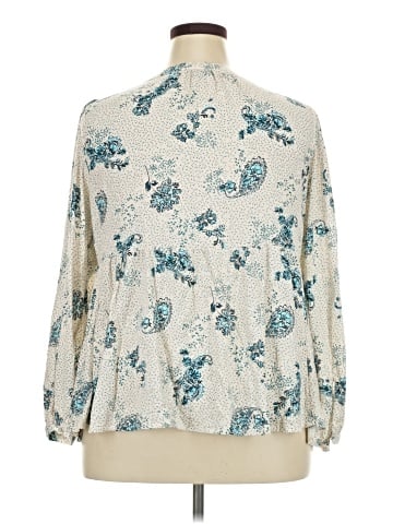 Torrid 3/4 Sleeve Blouse (view 2)