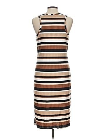 No Boundaries Casual Dress (view 2)