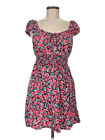 Old Navy Casual Dress (view 1)