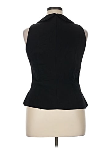VIRGO II Sleeveless Button-Down Shirt (view 2)