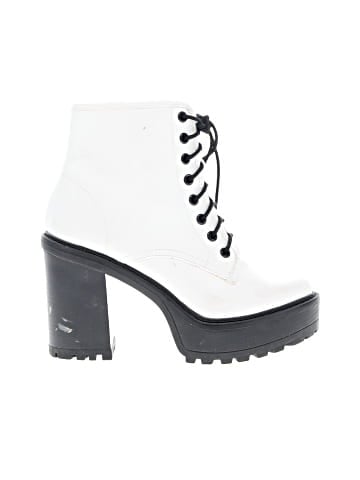 SODA Ankle Boots (view 1)