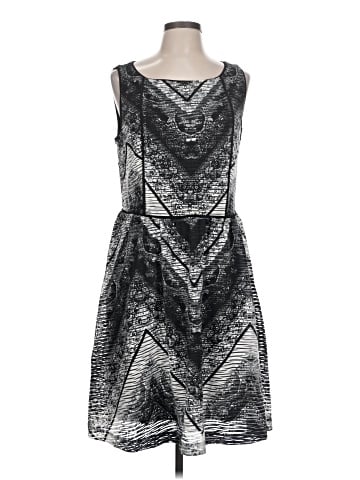 Ann Taylor LOFT Outlet Cocktail Dress (view 1)