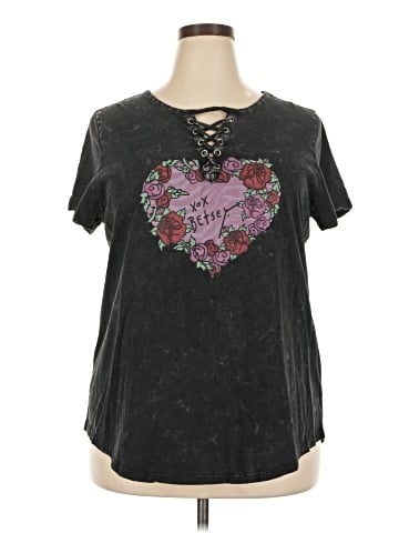 Torrid Short Sleeve T-Shirt (view 1)