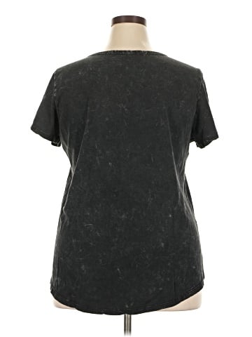 Torrid Short Sleeve T-Shirt (view 2)