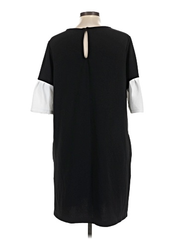 Agnes & Dora Casual Dress (view 2)