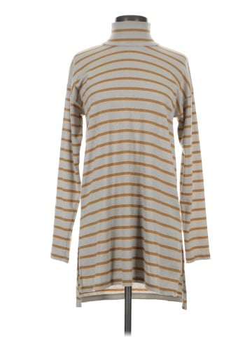 Vanessa Virginia Pullover Sweater (view 1)
