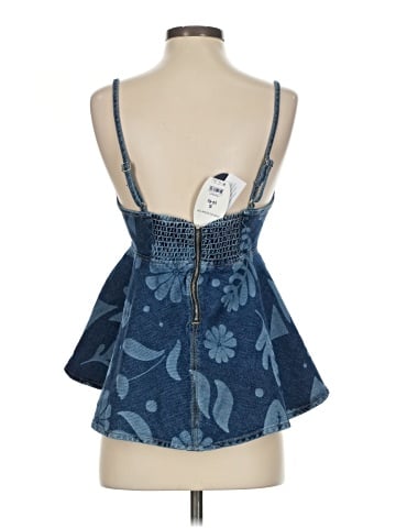 Scoop Sleeveless Blouse (view 2)