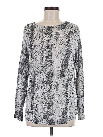 TWO by Vince Camuto Long Sleeve Blouse (view 1)