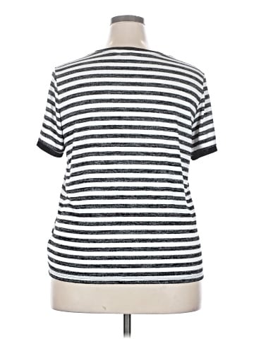 Gap Short Sleeve T-Shirt (view 2)