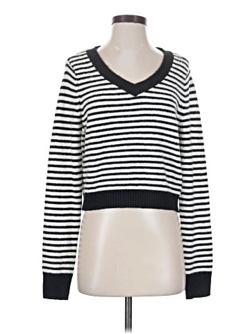American Eagle Outfitters Pullover Sweater (view 1)