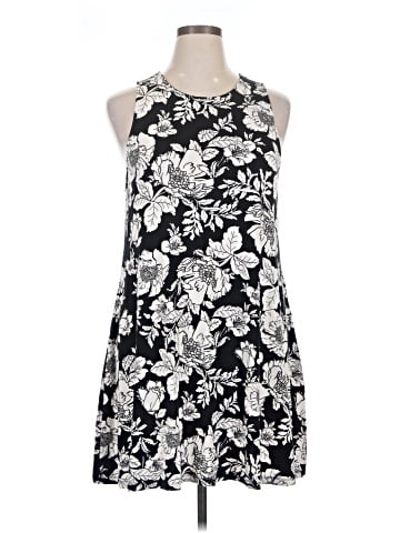 Old Navy Casual Dress (view 1)